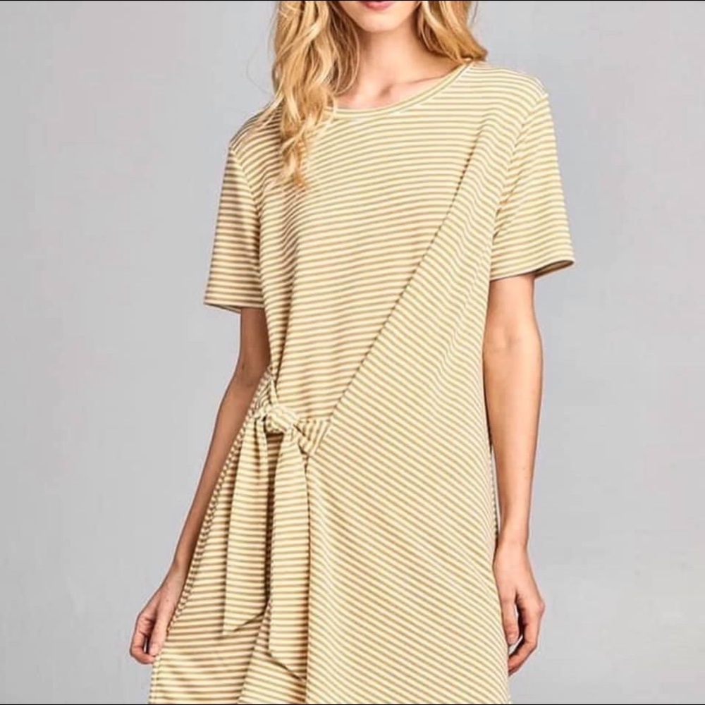 Cute As A Daisy Yellow Tie Dress